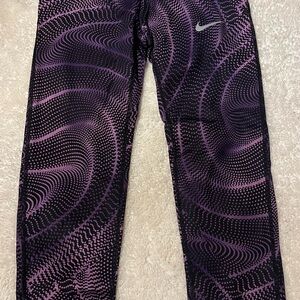 Nike Women’s Purple and Black Patterned Bottoms